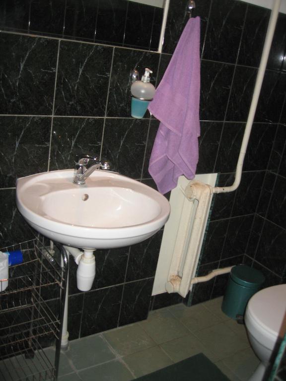Upmali Hotel Tervete Bilik gambar